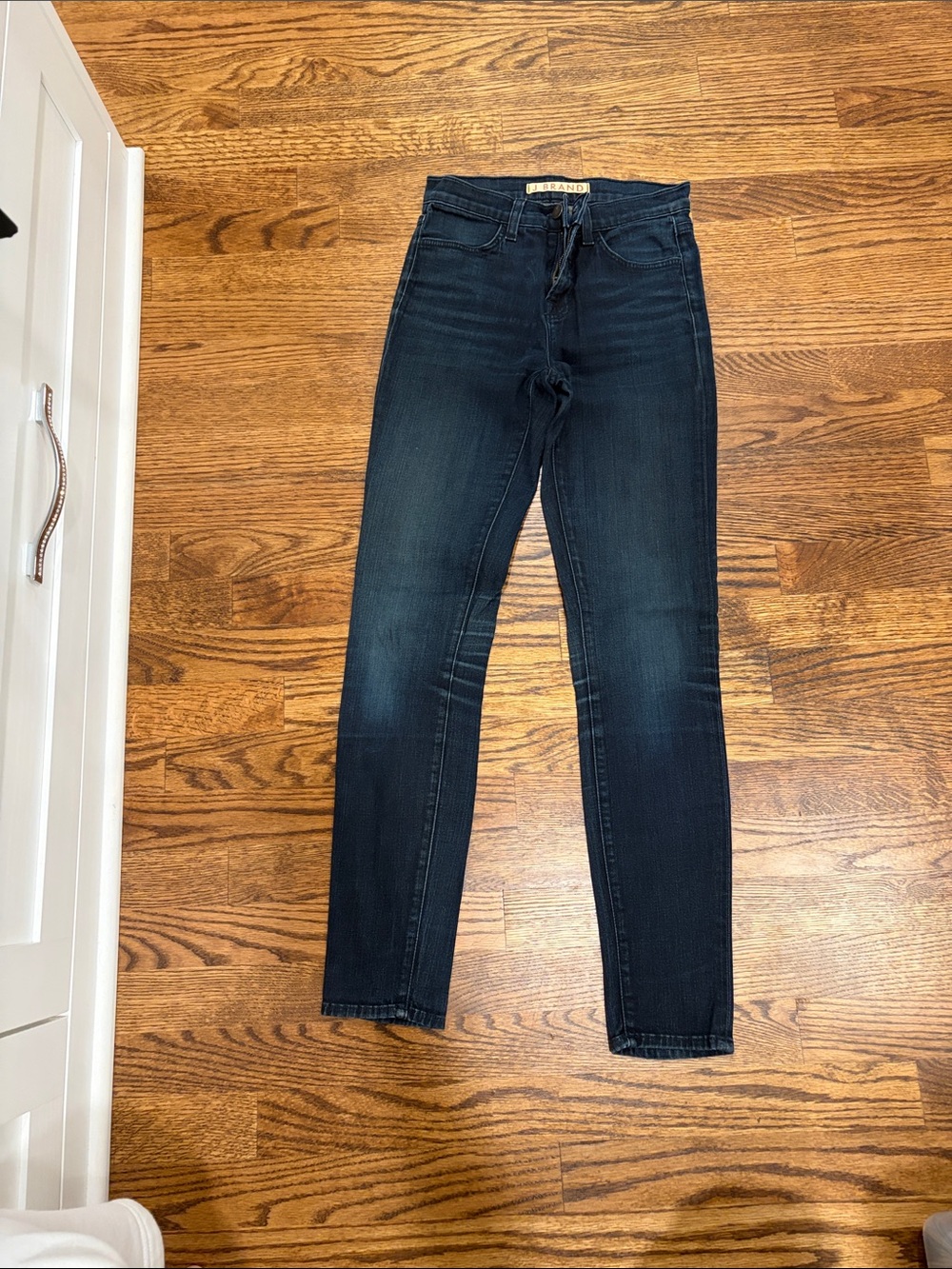 J Brand Women's Skinny Jeans in Dark Indigo